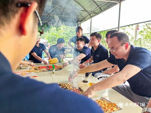 希米洛门窗·走在春天里 共赴新征程 | 希米洛营销部户外徒步30公里团建活动圆满完成