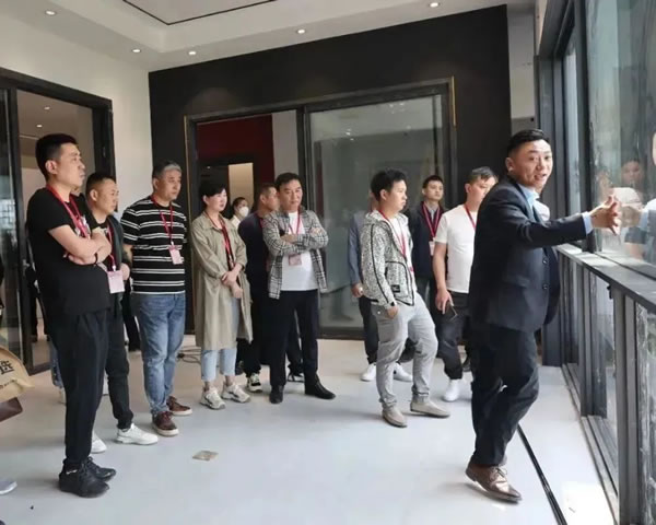 狂飙49城 | 美之选门窗爆款新品发布暨全国财富峰会完美收官！