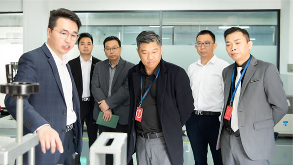 派雅门窗来访好博窗控集团并签署战略合作协议